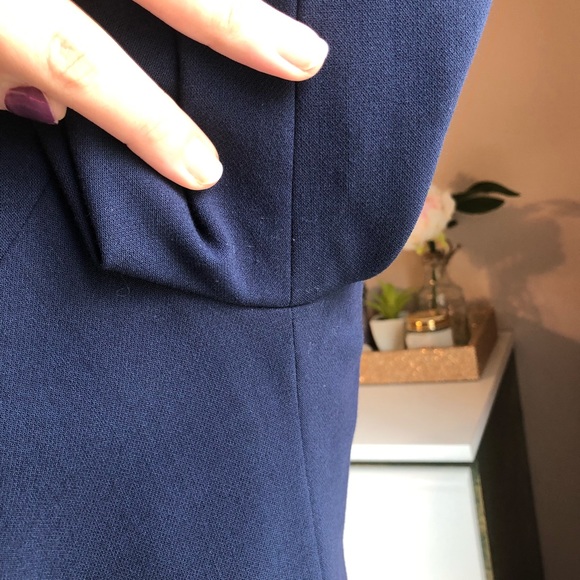 LILLY PULITZER Bronte Embellished Keyhole Crepe Shift Dress Navy/Gold Sz 2 - Picture 13 of 15